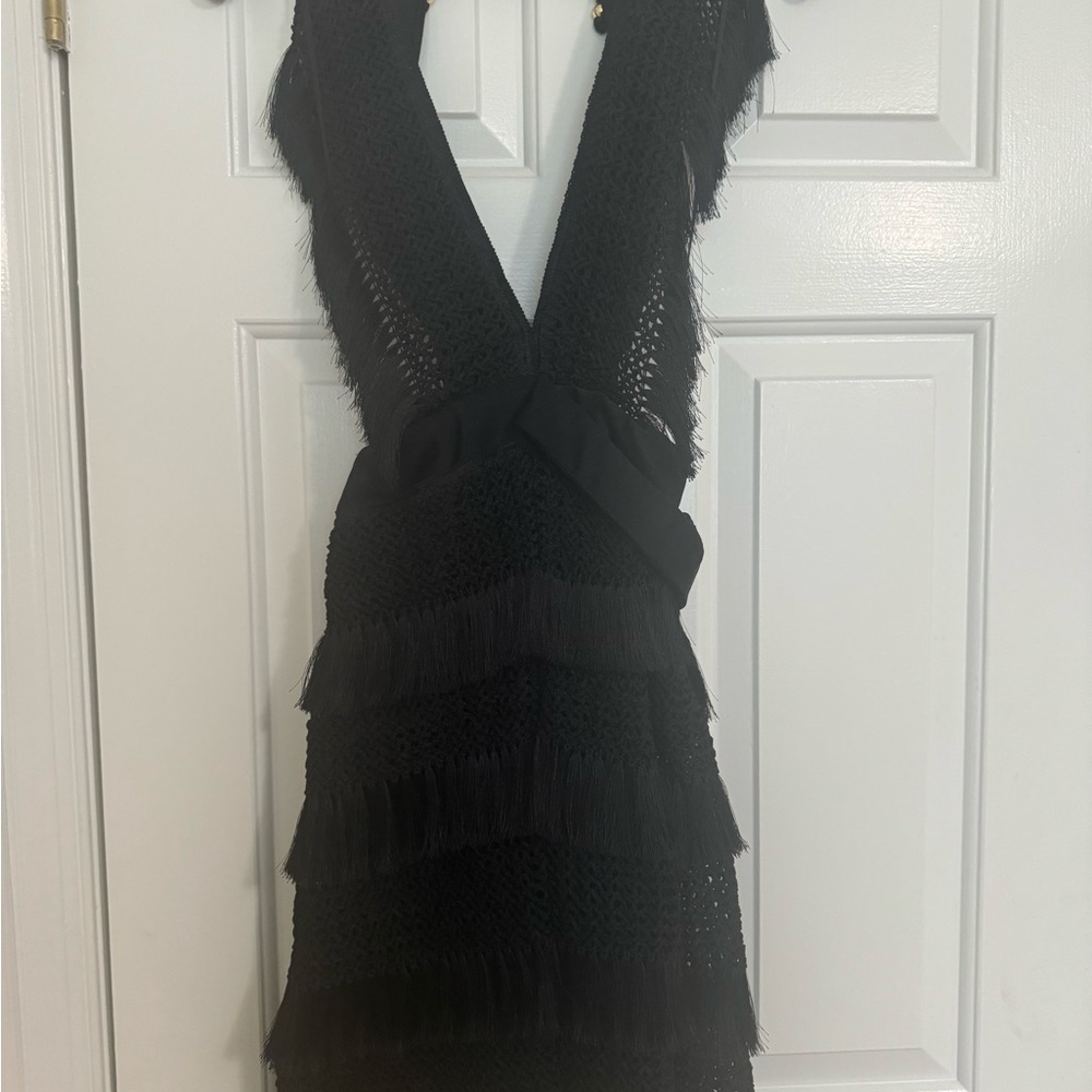 PatBO Black Sleeveless V-neck Sheath Dress